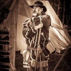 Meet your Posher, Wayne